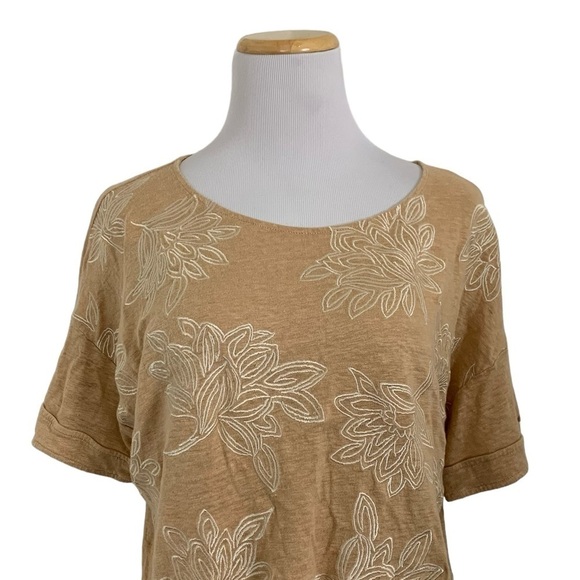 Chicos Womens 100% Linen Embroidered Short Sleeve Top Tan Neutral Lagenlook - Picture 2 of 16